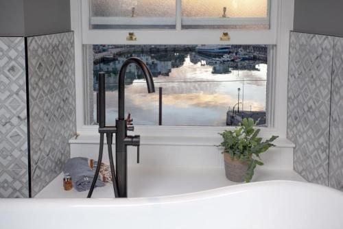 Vigilance, Maritime Suites, Brixham 3