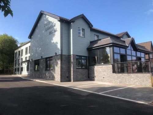 Loch Lomond Hotel 3