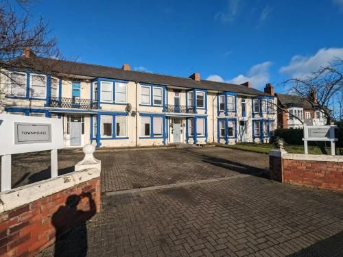 Eastbourne Lodge 3