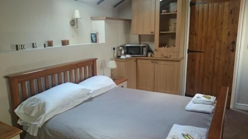 The New Swan Hotel 3 estrellas en Swansea