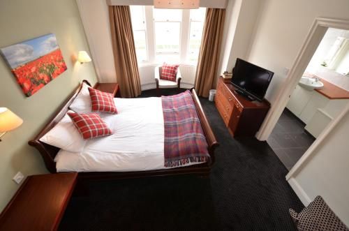 The Broadway Hotel 3