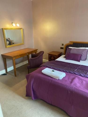 The Royal Victoria & Bull Hotel 3