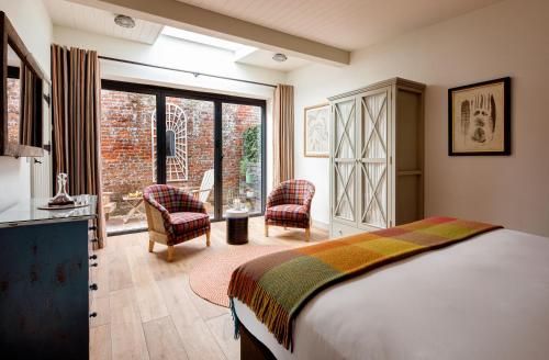 The Eastbury & Spa 2