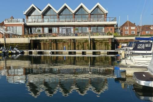 Royal Southern Yacht Club -1 estrellas en Southampton