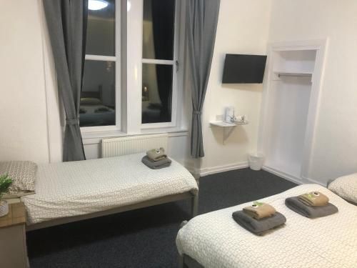 The Windsor Hotel and Bar 2