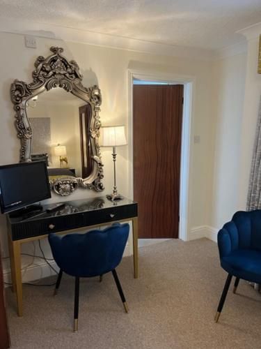 The Masons Arms Hotel 3