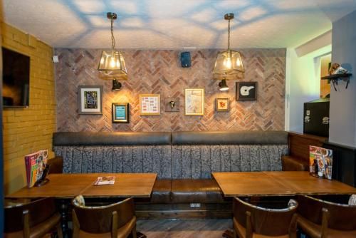 Wee Waif by Greene King Inns 2