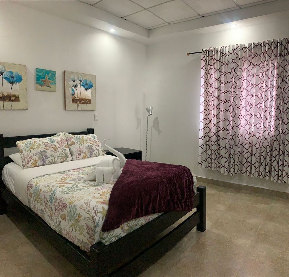 Hotel Coronado Inn 3