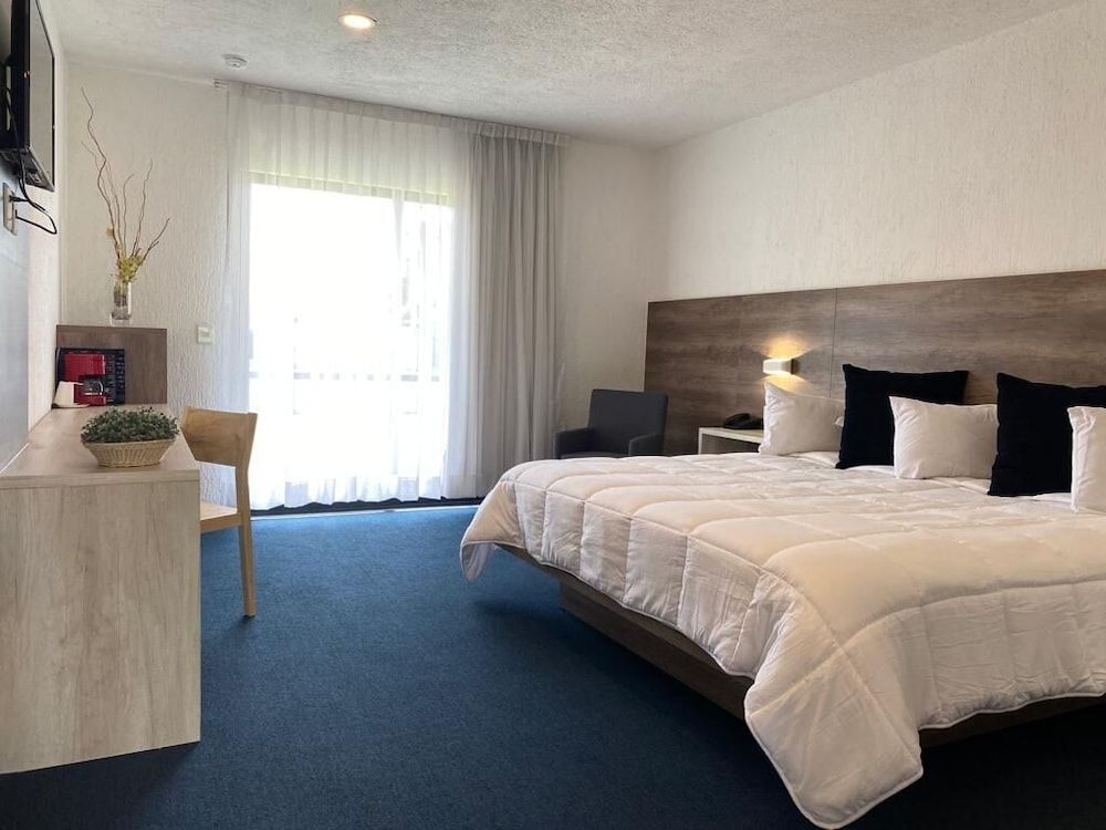 Hotel Aeropuerto Morelia 3