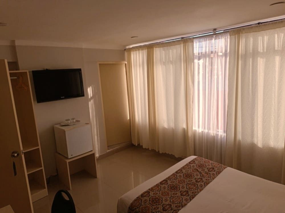 HOTEL PREMIER 2