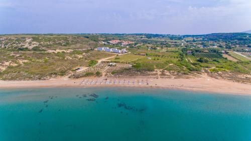 Sukha Inn Hotel & Beach 3