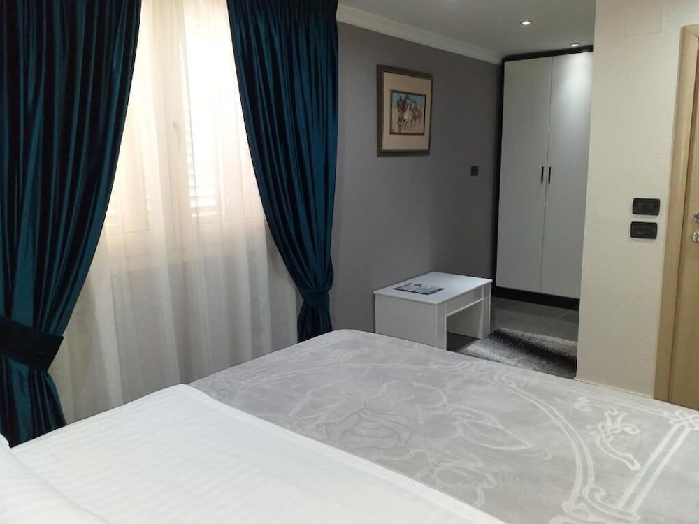 Erandi Hotel Tirana 3