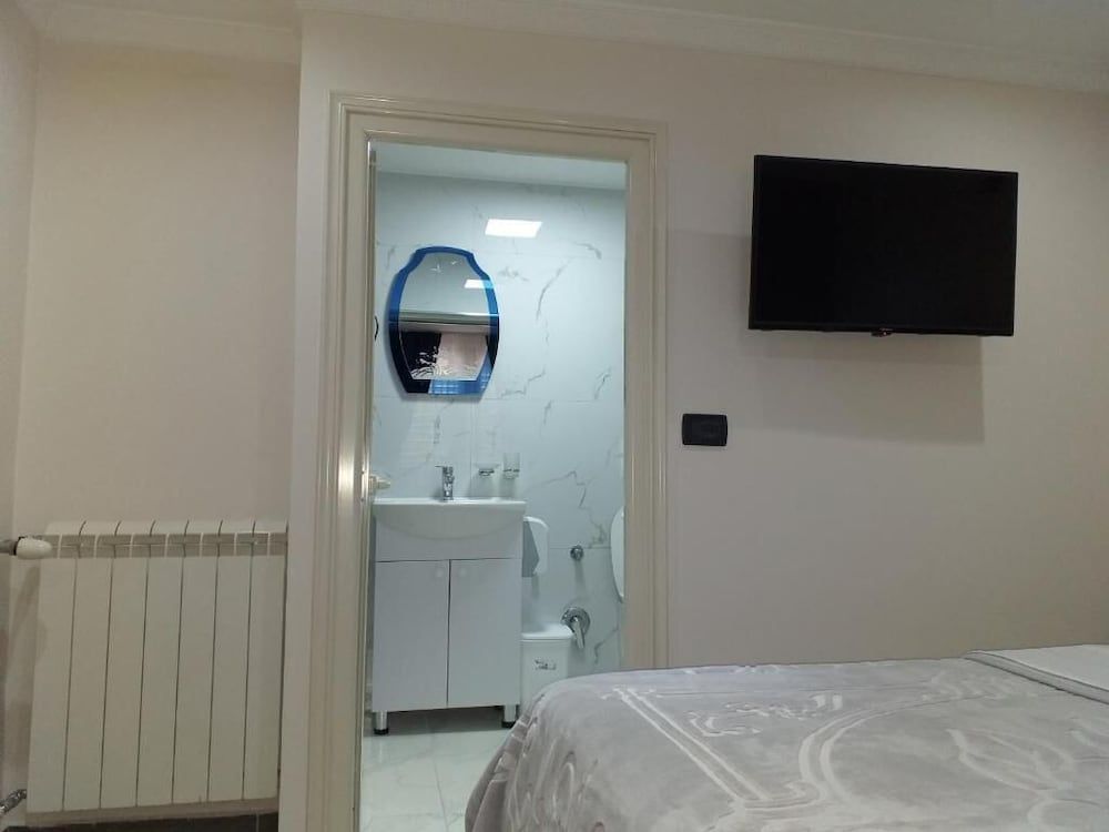 Erandi Hotel Tirana 3 estrellas en Tirana