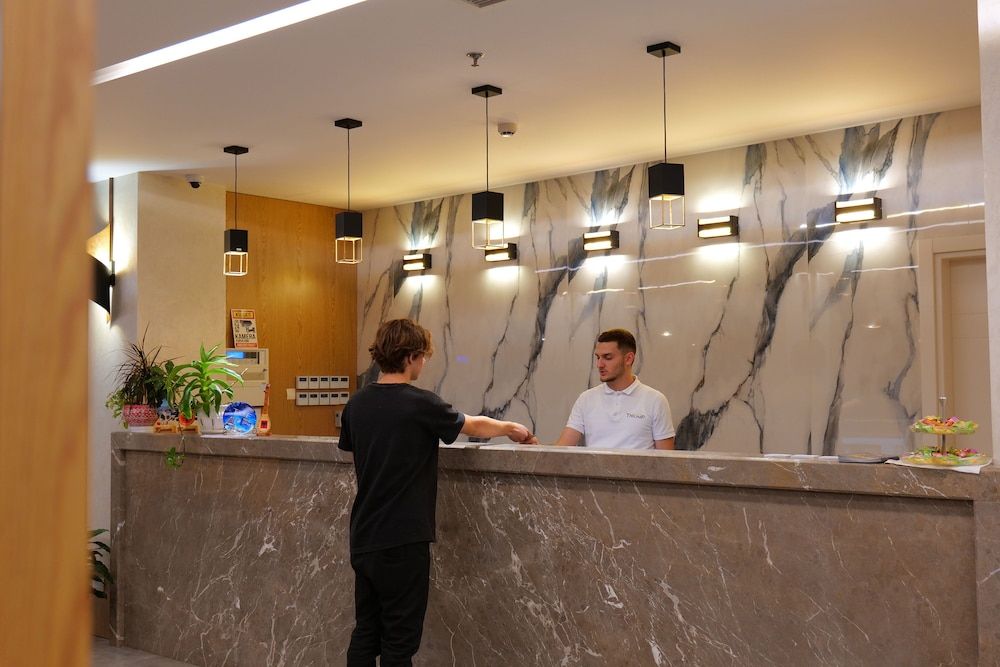 Hotel Triumf Shengjin 2