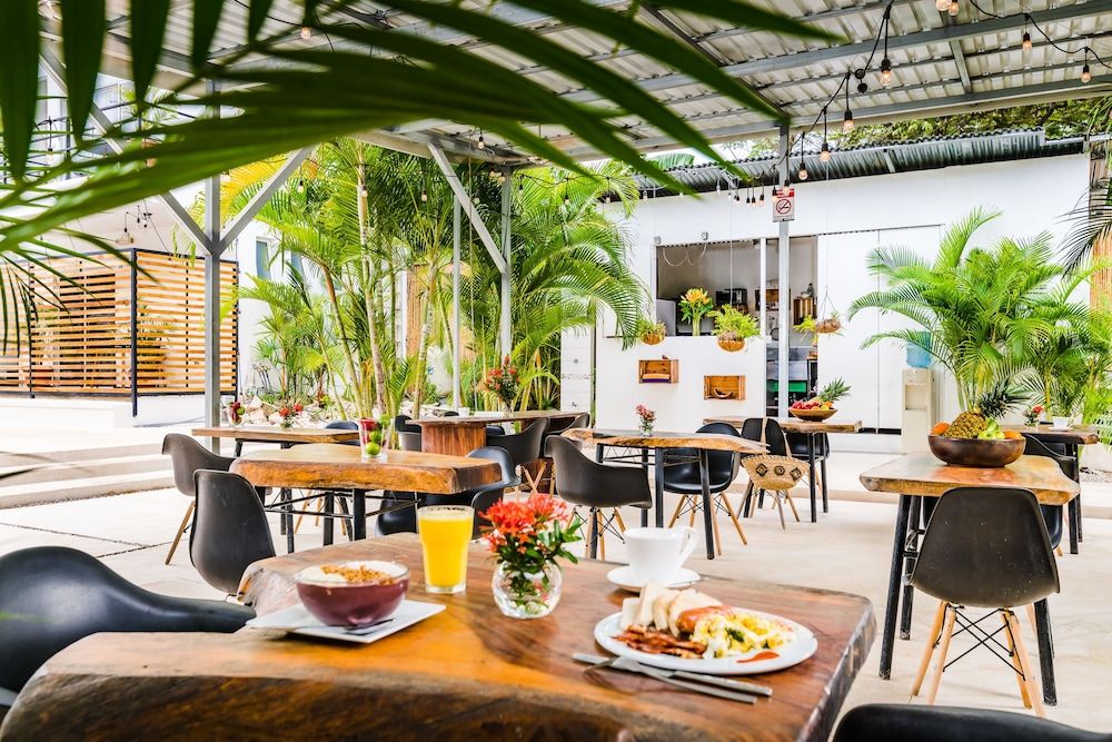 In the Shade Hotel - Coworking - Adults Only 2