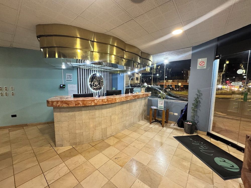 Hotel Italia Cuenca - Tranvía Centro y Aeropuerto 2