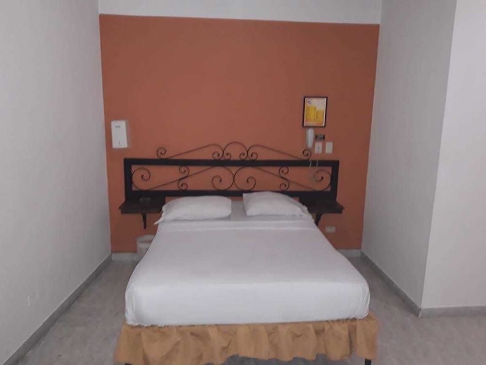 Aparta Hotel Plaza Real Norte 3