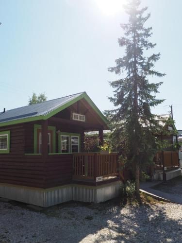 Klondike Kate's Cabins 2