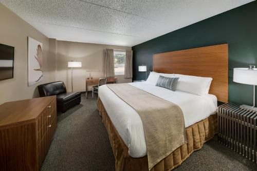Heritage Inn Hotel & Convention Centre - Moose Jaw 2 estrelas em Moose Jaw