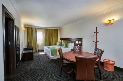 Majestic Five Hotel 3