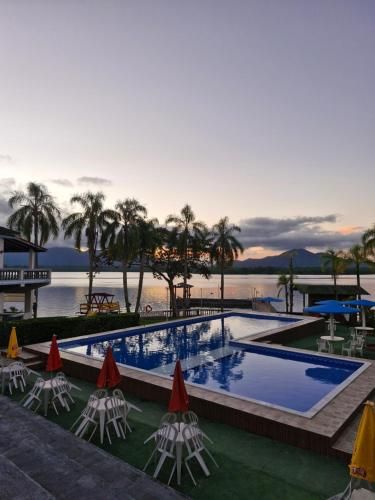 Hotel Costa Azul 3 estrelas em Cananéia