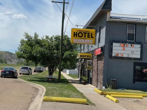 Hotel Dinosaur & Newcastle Bar 2 estrelas em Drumheller