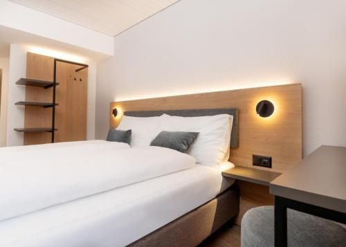 Hotel Restaurant Kreuz 2