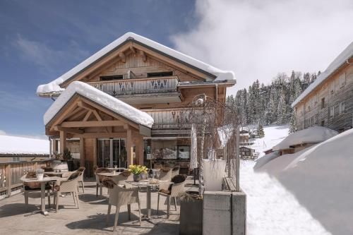 Caschu Alp Boutique Design Hotel Stoos - adults only 2