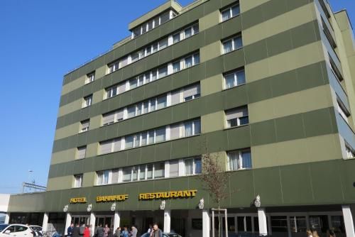 Hotel Bahnhof 1 estrelas em Uzwil