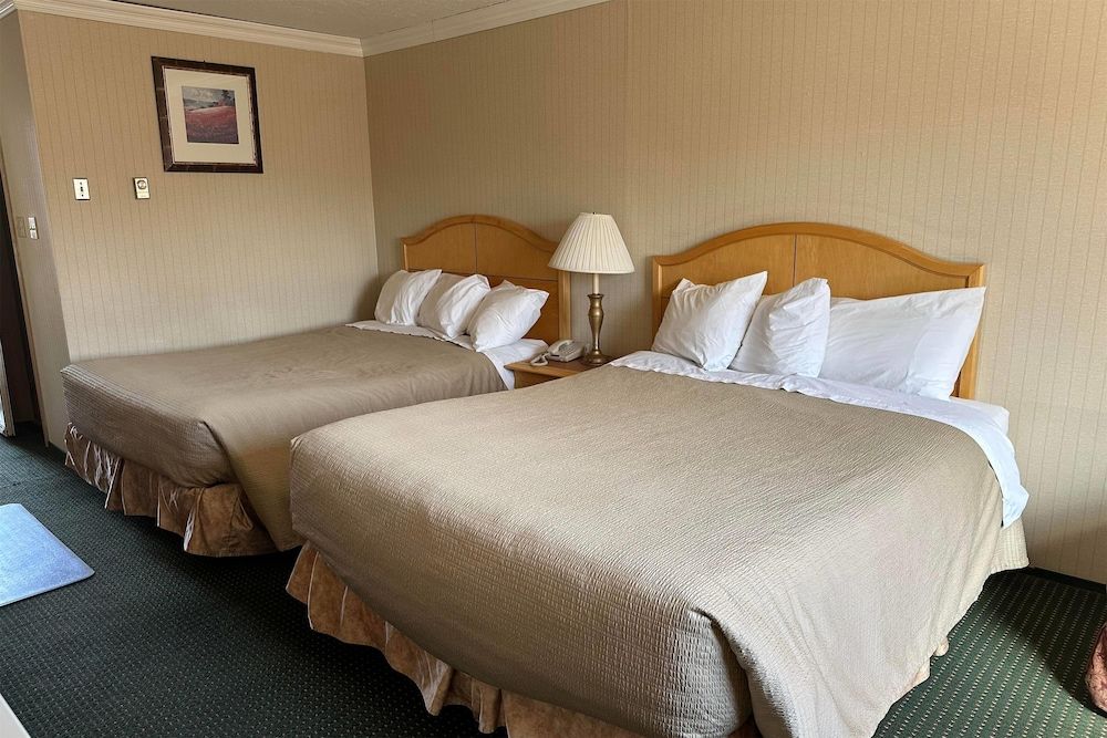 Travelodge by Wyndam Chetwynd 2