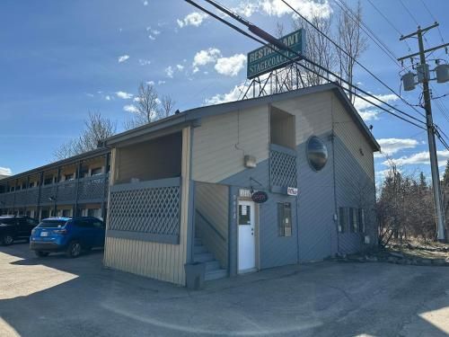 Stagecoach Inn 3 étoiles à Chetwynd