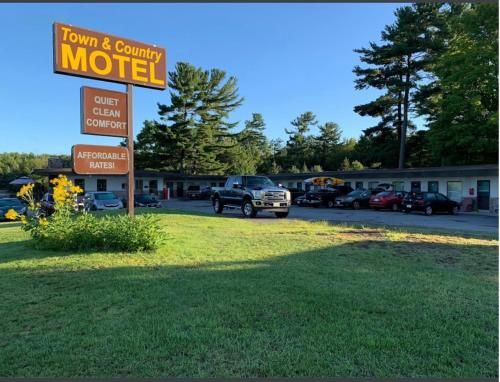 Town & Country Motel 2