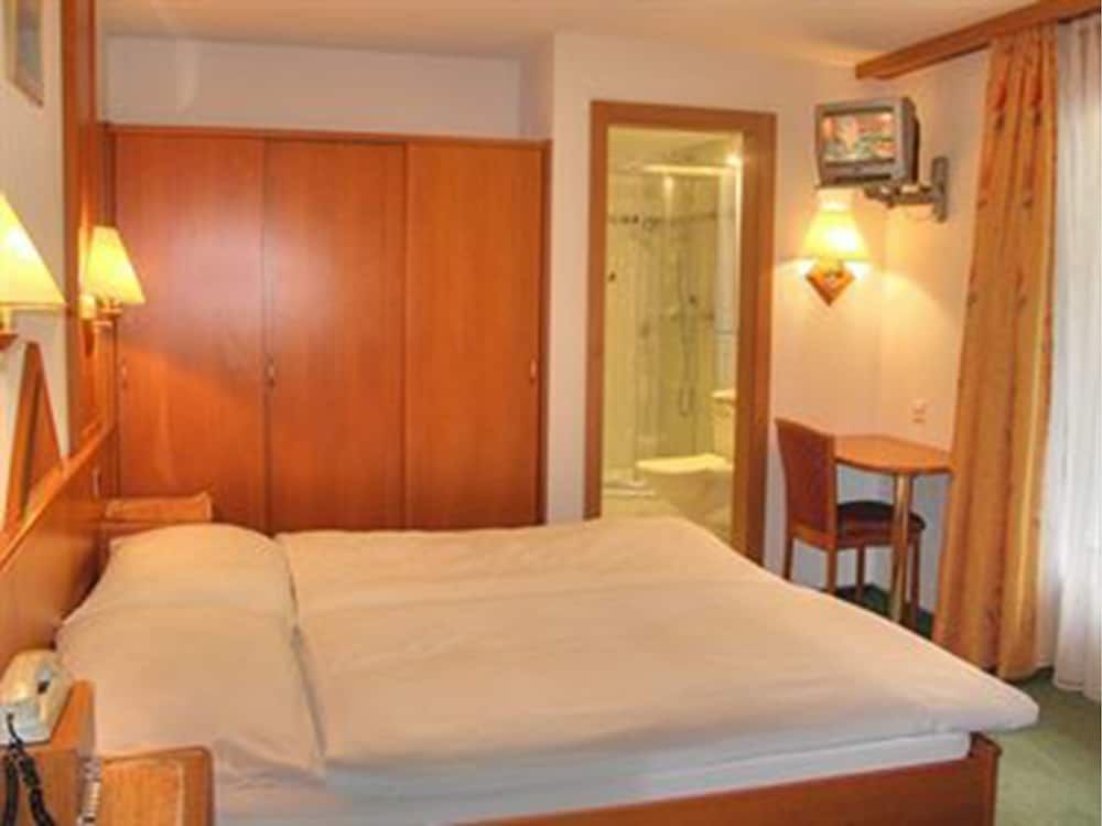 Hotel Restaurant Mattmarkblick 3