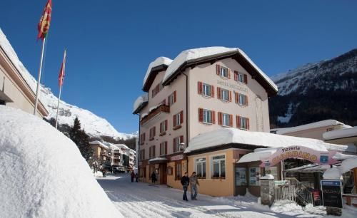 Hotel Heilquelle-Leukerbad-Therme 2