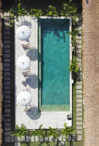 Suku Lifestyle Hotel & Villas 3 estrelas em Selong Belanak