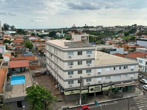 Ônix Hotel 3 estrelas em Assis