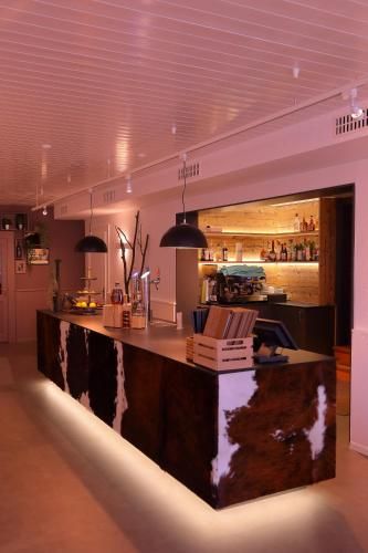 Hotel-Rotisserie La Tour Rouge 3