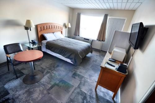 St. Norbert Hotel 2