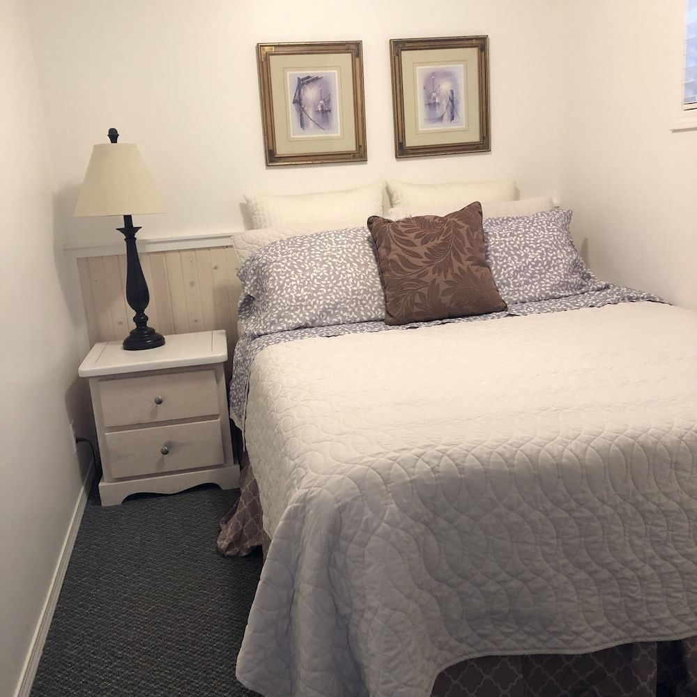 Qualicum Breeze Beach Resort 3