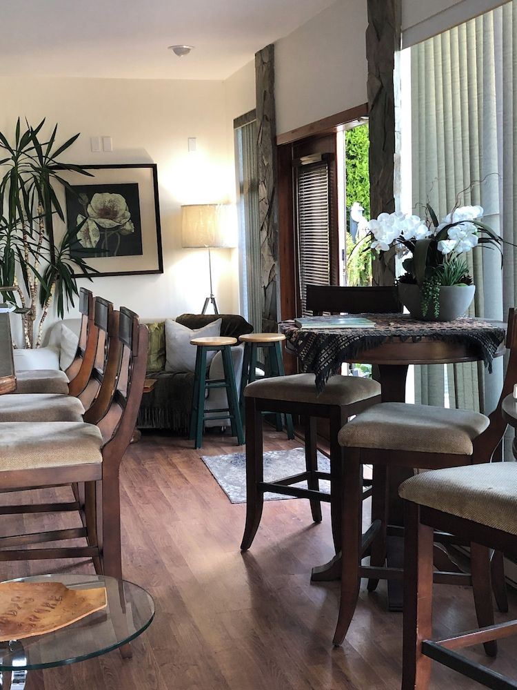 Qualicum Breeze Beach Resort 2