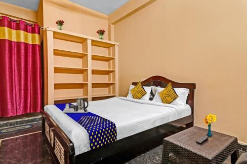 Hotel O Sree Krishna 3