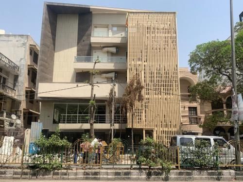 Hotel Leo Saffron - Pitampura 3 estrellas en New Delhi