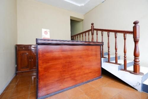 OYO 1414 Paviliun Permata 2 estrelas em Solo