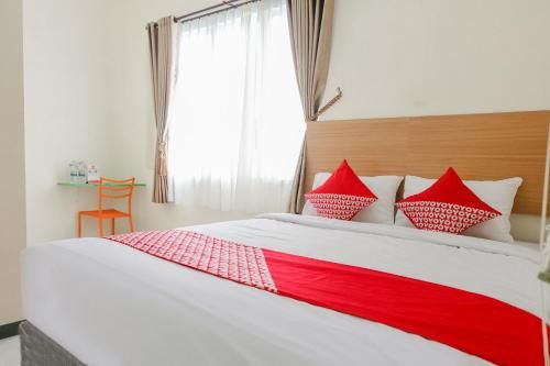 OYO 1247 Antosa Family Residence 2 estrellas en Jember