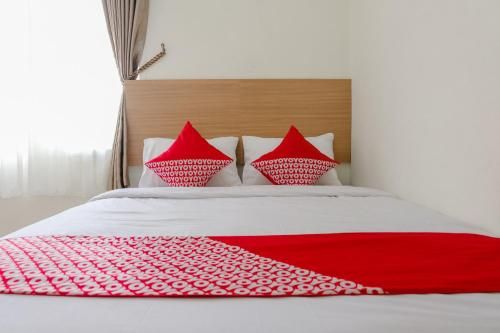 OYO 1247 Antosa Family Residence 2