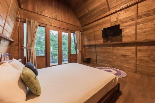 Urbanview Hotel Cianjur City Park by RedDoorz 2