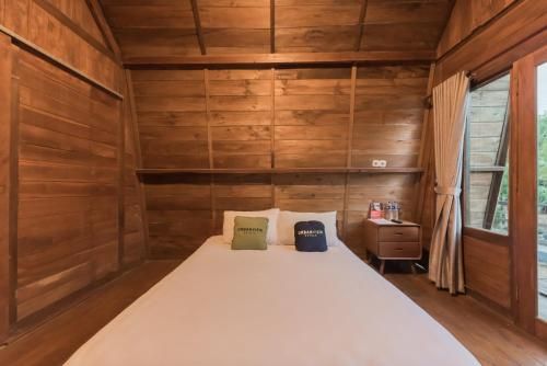 Urbanview Hotel Cianjur City Park by RedDoorz 3