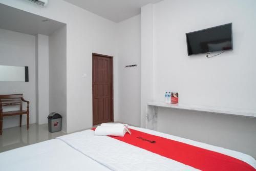 RedDoorz Syariah near Jalan Ahmad Yani Banjarmasin 3 2
