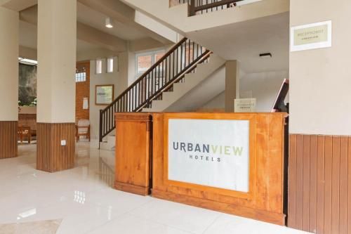 Urbanview Hotel Syariah Insani Cisarua Puncak 3