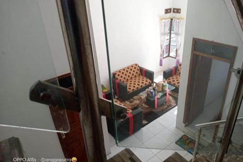 Yeski Homestay at Desa Wisata Bromo Mitra RedDoorz 2